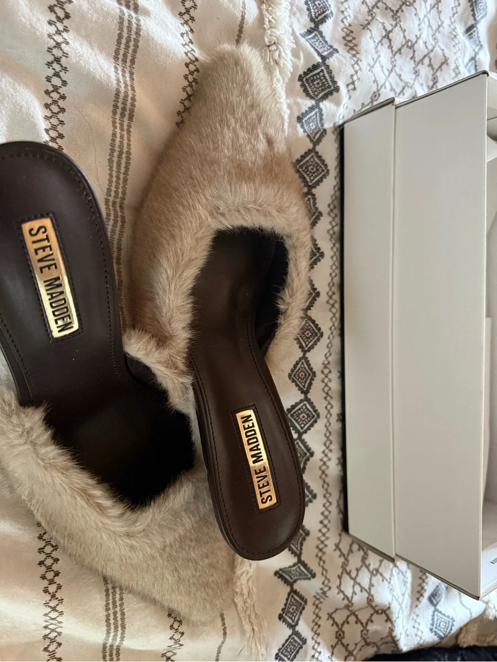 Steve Madden Beige Faux-Fur Slide Mules